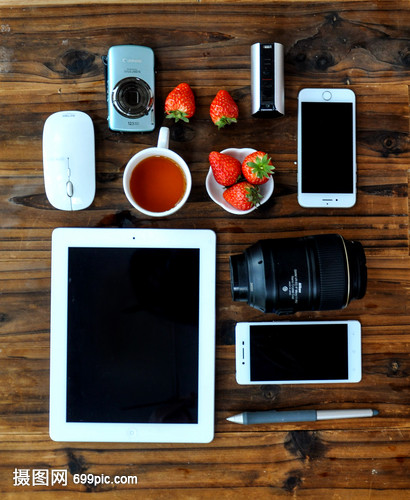 平鋪拍攝電子產品的專業技巧